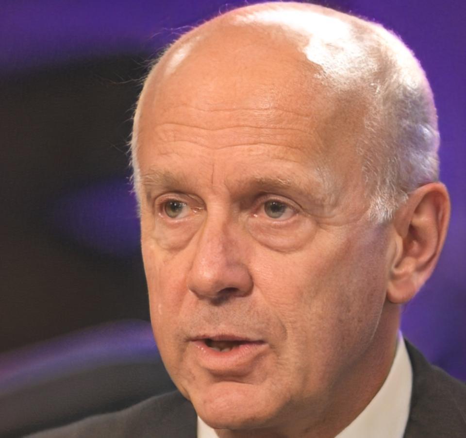 Lennart Bergström, Finanzanalyst und Dozent